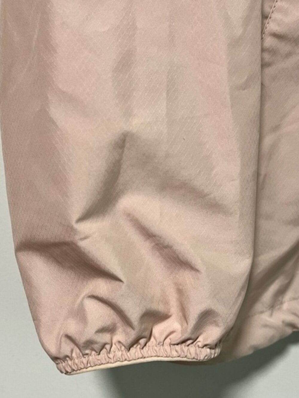 Herschel Supply Co. Coach Jacket Pink Women’s Size M Lightweight Snap Button - Picture 5 of 5